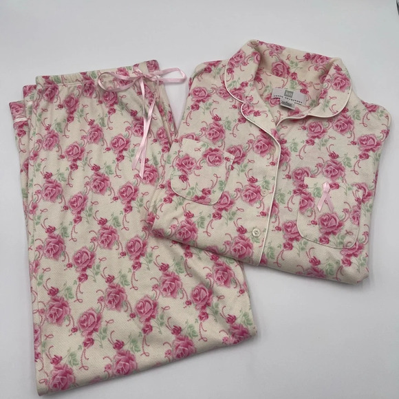 Karen Neuburger Other - Karen Neuburger Womens Small Long Sleeve Pants Cotton pajamas Pink Roses Floral